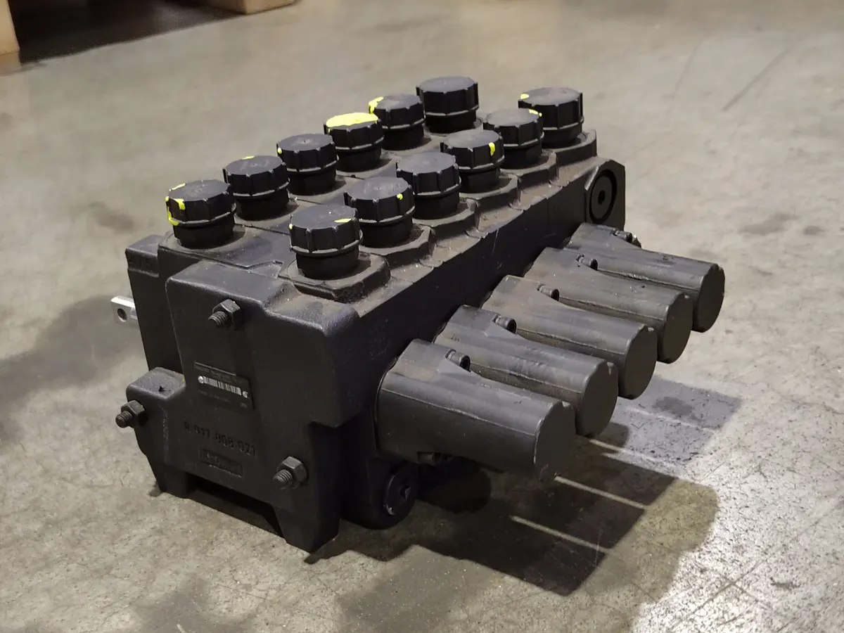 Гидрораспределитель BOSCH REXROTH SB23LS-5VAR (5 секций) - фото 3